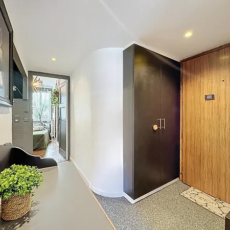 Apartmán T2 Climatise Au Coeur De Juan Les Pins - 200m De La Antibes